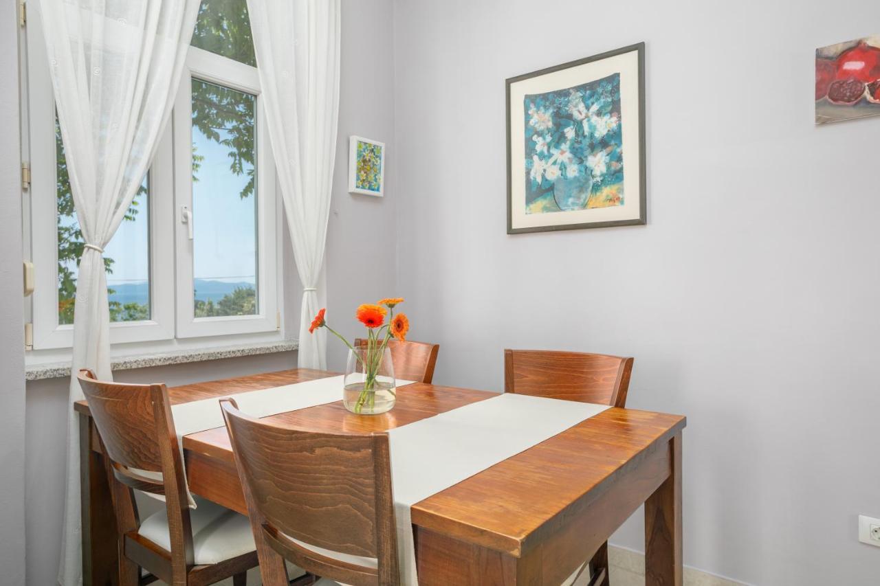 Apartment Gloria Opatija Exteriör bild